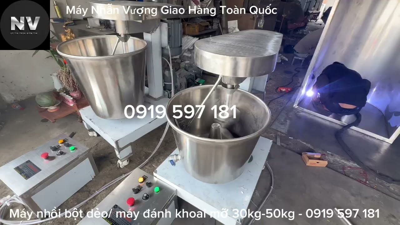 Máy Đánh Khoai Mỡ / Máy Trộn Bột Dẻo Sản Xuất Theo Yêu Cầu - MÁY NHẪN VƯỢNG 