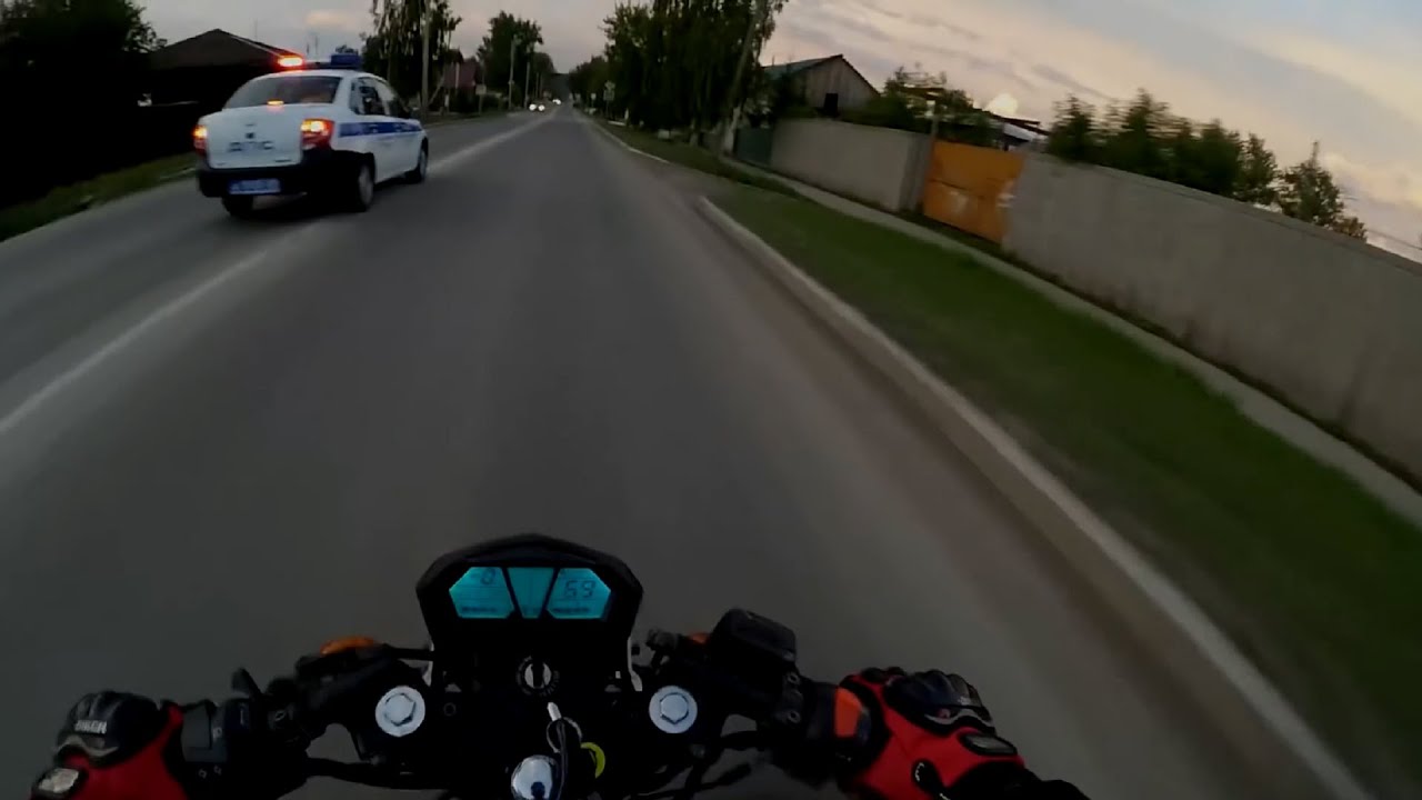 HOW TO LEAVE THE POLICE RUSSIAN Motorcycle Chase