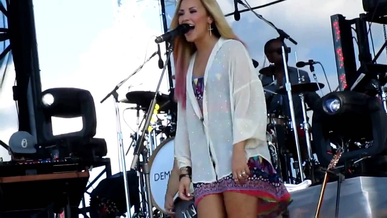 Demi Lovato Doing a Funny Dance / a Blast Of Wind Blows Her Dress