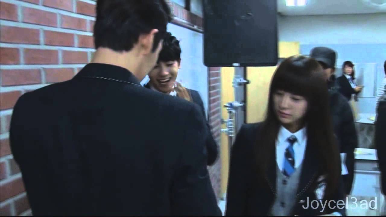 [Kim Woo Bin & Kim Ji Won]  a cute little moment