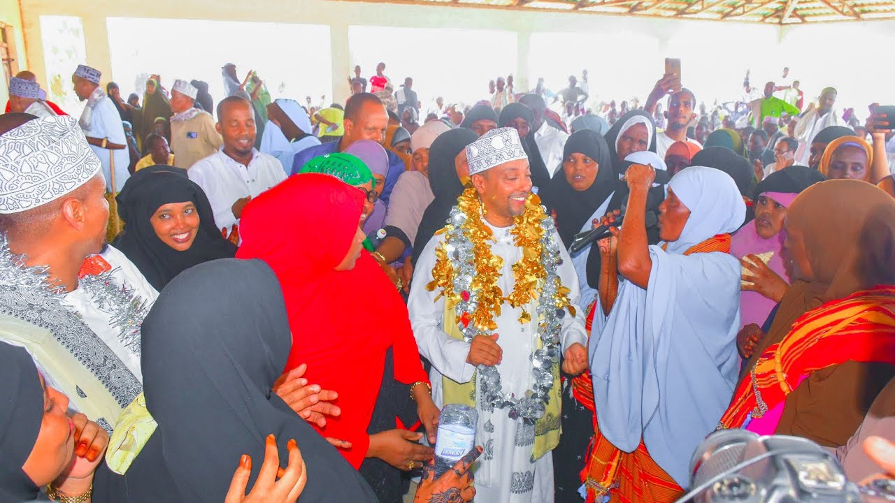 Hadal jeedinti (speech) P.S: Abdi Dubat ee Qu'raan Aqriski Beesha Khasin Abdikarin.
