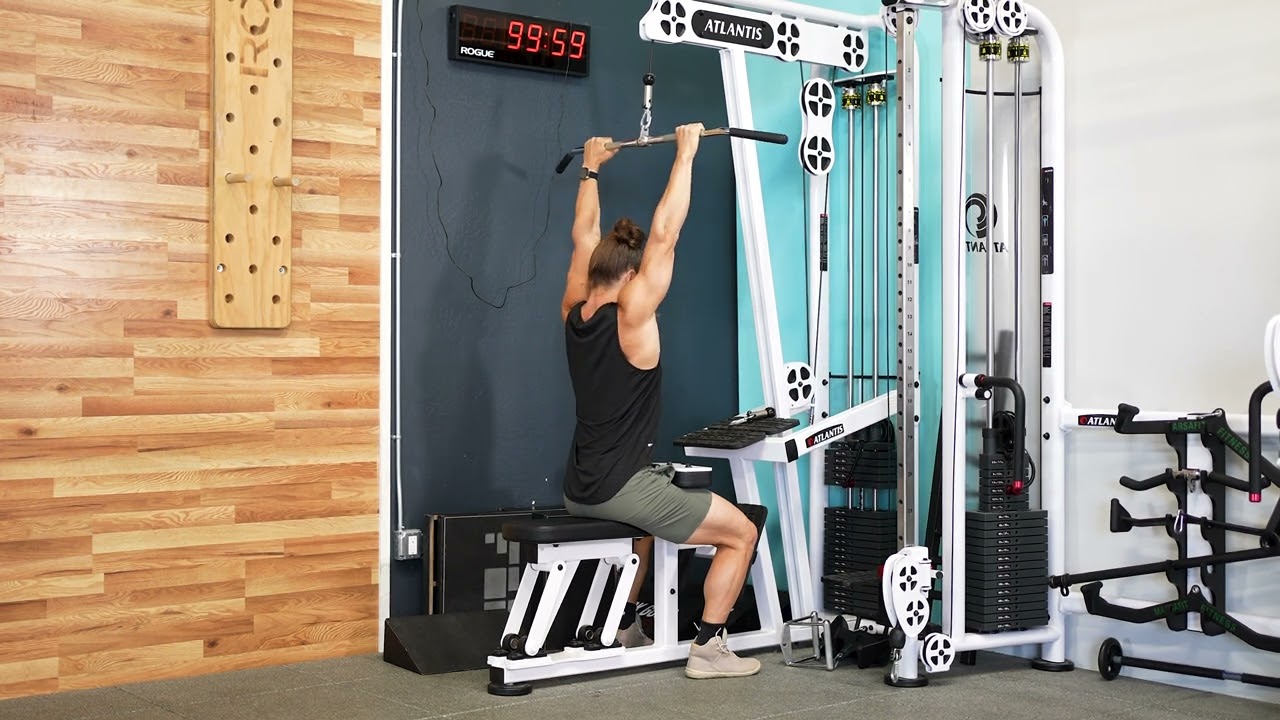 Pronated Shoulder Width Grip Lat Pull Down