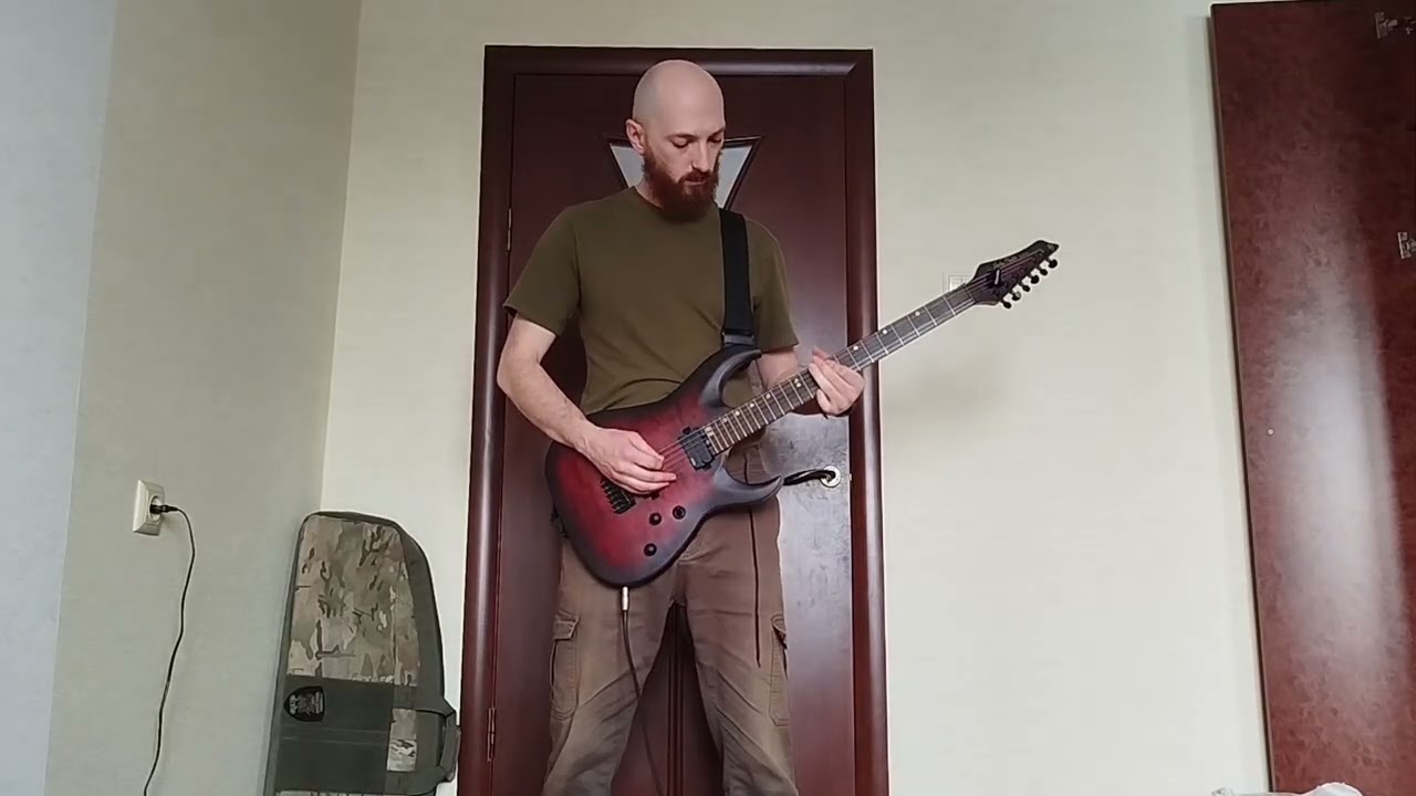 Граю Scorpions - Living and Dying