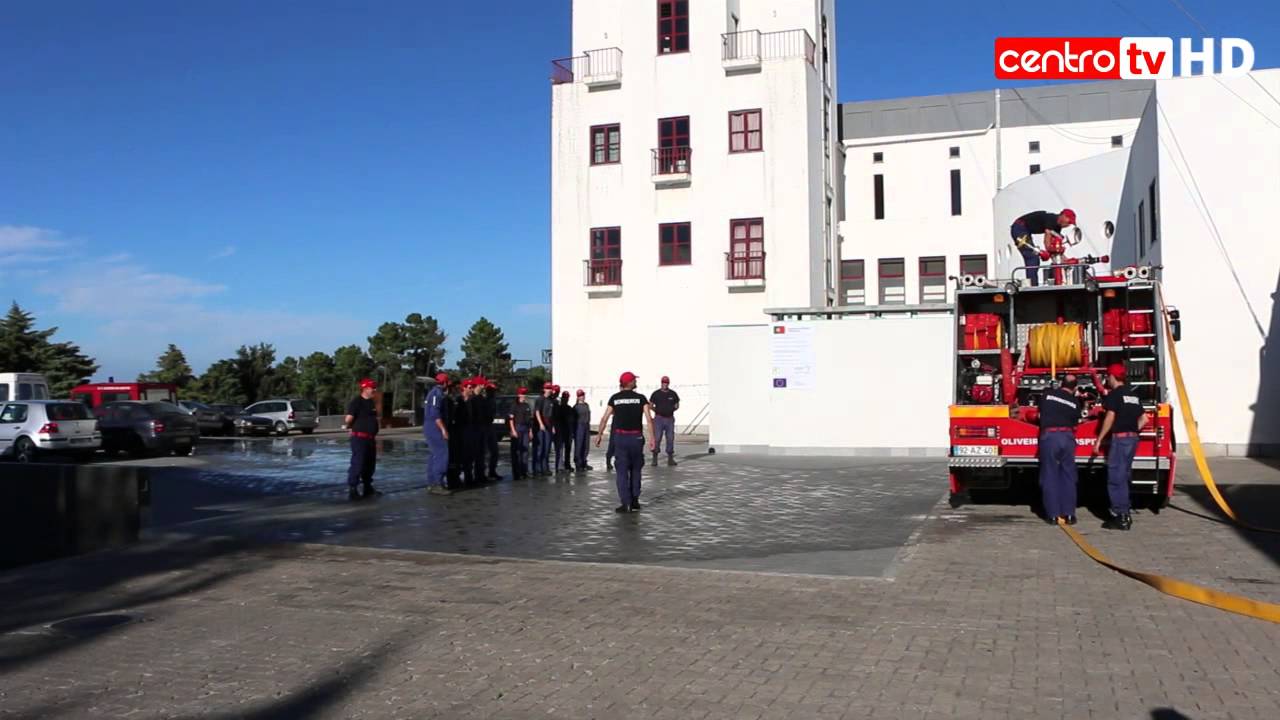 Bombeiros de O. Hospital tomaram banho público