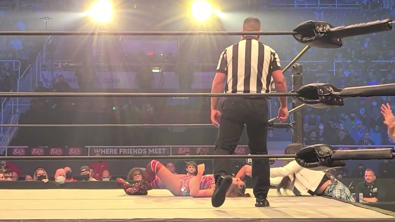 FULL MATCH: AEW Women’s Championship - Dr. Britt Baker, DMD w/ Rebel & Jamie Hayter vs RIHO 1-8-22