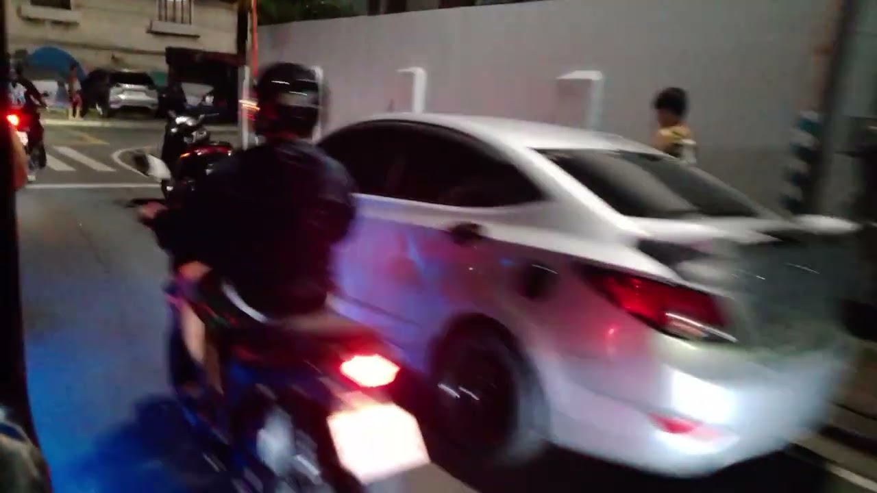 Jeepney Ride: 'Honey' [Holyland] (Parang - Stop N Shop)