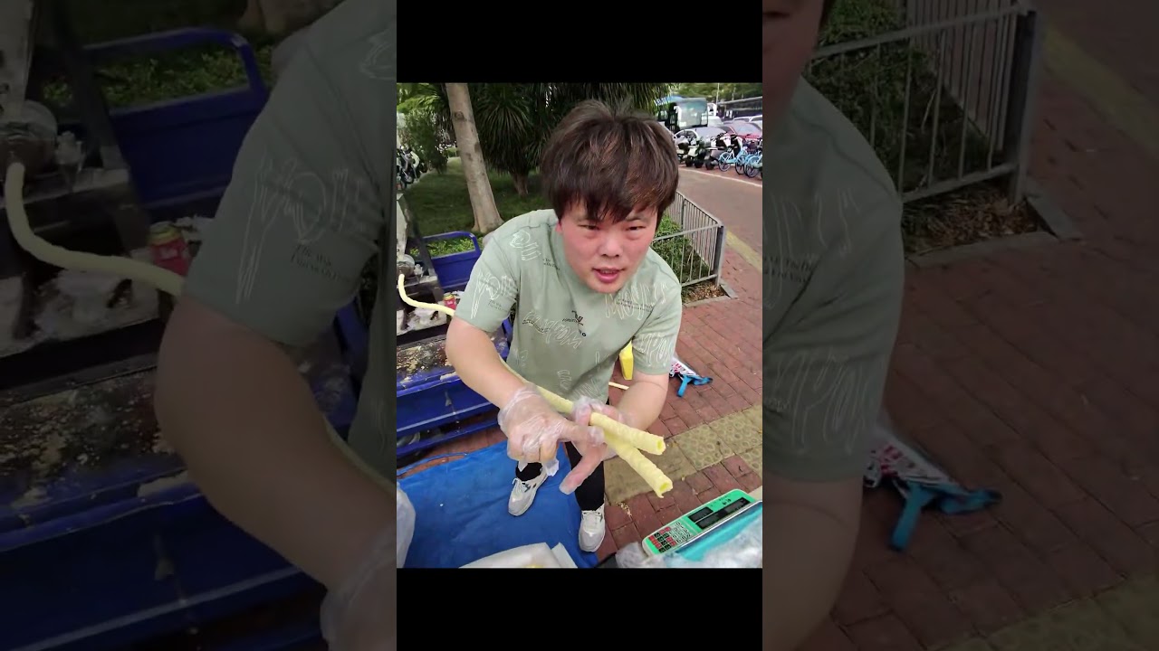 Вы когда-нибудь видели подобный автомат с закусками? 🌽✨
