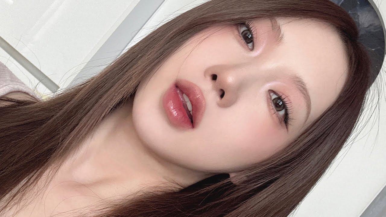 청순함의 새로운 바이블🍎 오묘한 느낌을 주는 바닐라 애플 메이크업(미간 콧대 블러셔 2025ver / new 하라존)