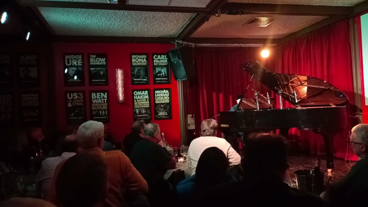 ALAN CLARK al Bravo Caffè Bologna
