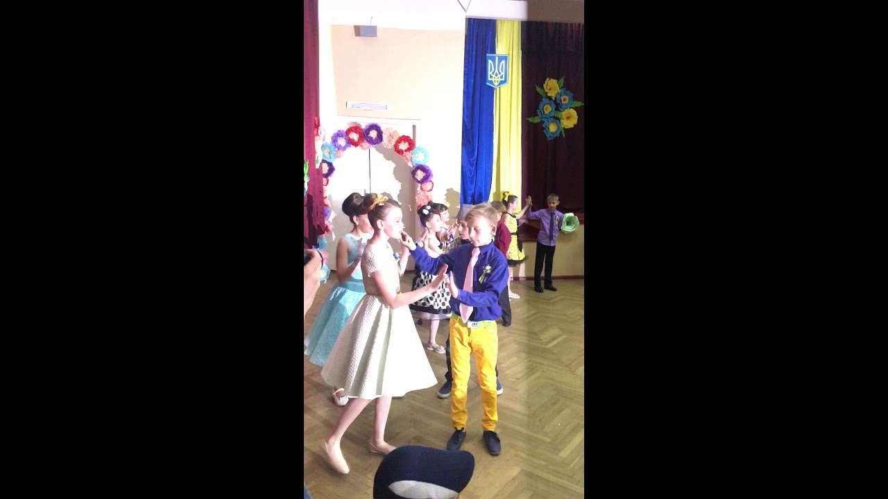 Выпускной в 4-А класе в стиле Стиляг