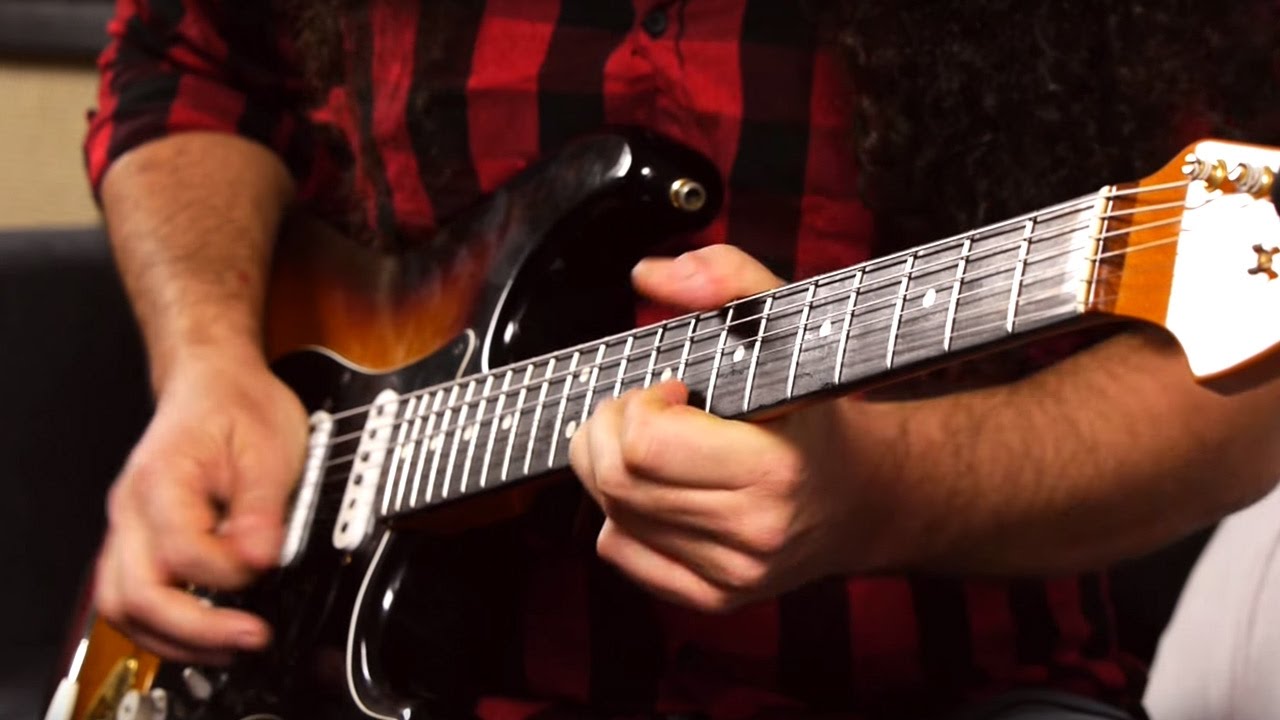 Il fraseggio di chitarra abbandona le scale [SUB ENG] - Rock/Blues guitar lesson by Vincenzo Grieco