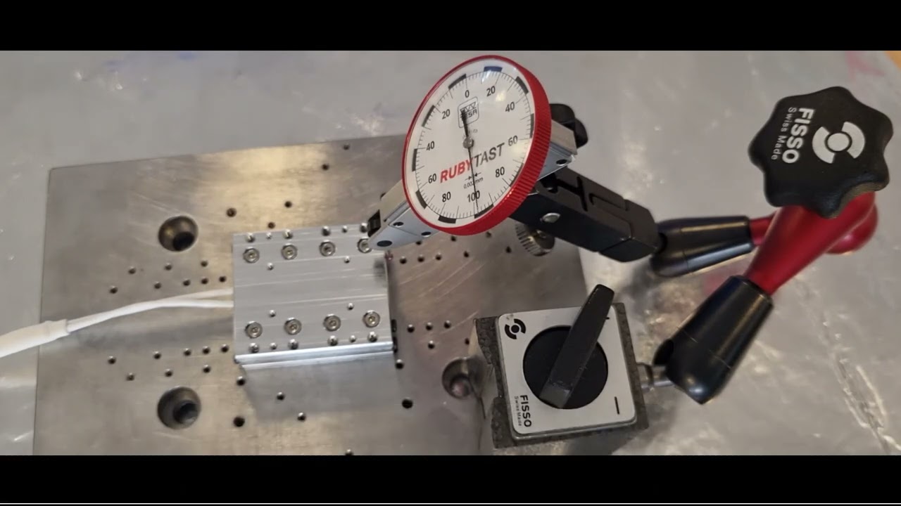 Ultra fast piezo stage - Dial gauge measurement