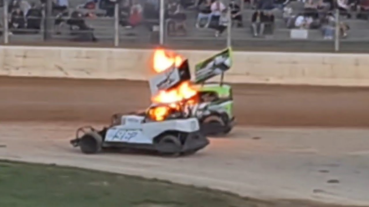 Friday Homes Superstock Shootout - Wellington Family Speedway - 2nd April 2022