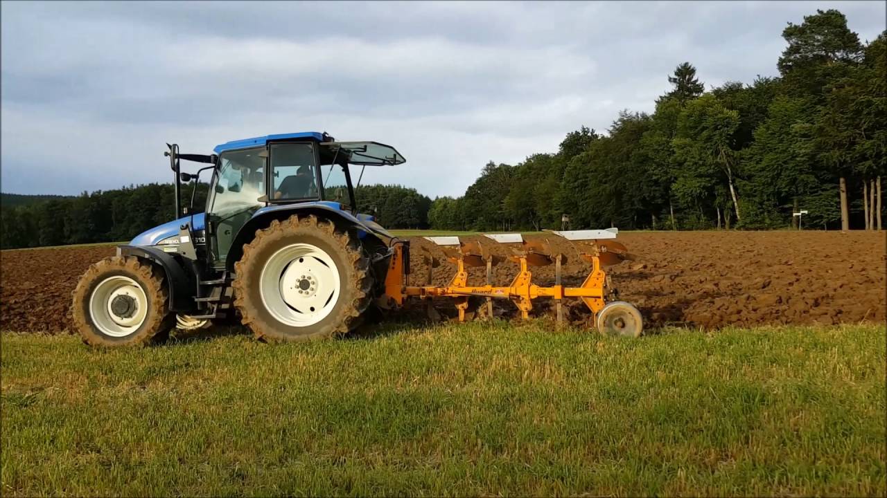 Pflügen 2016 mit New Holland TS 100