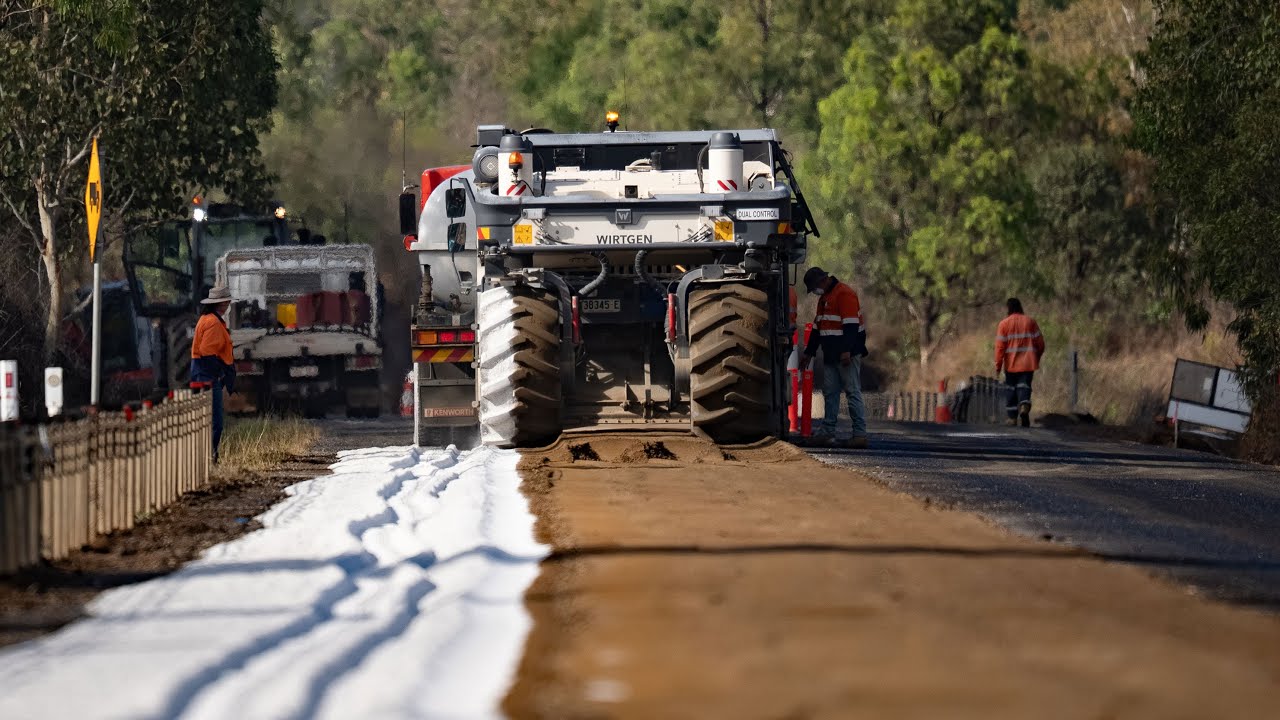 Foam Stabilising Rural Roads | DTMR Mulligan Highway