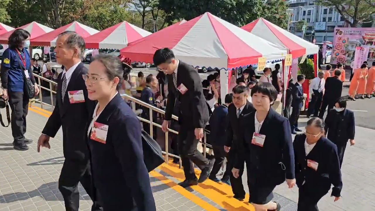 發一崇德雲林道場七十週年紀念感恩大會各大道場道親蒞臨斗六雲林體育館