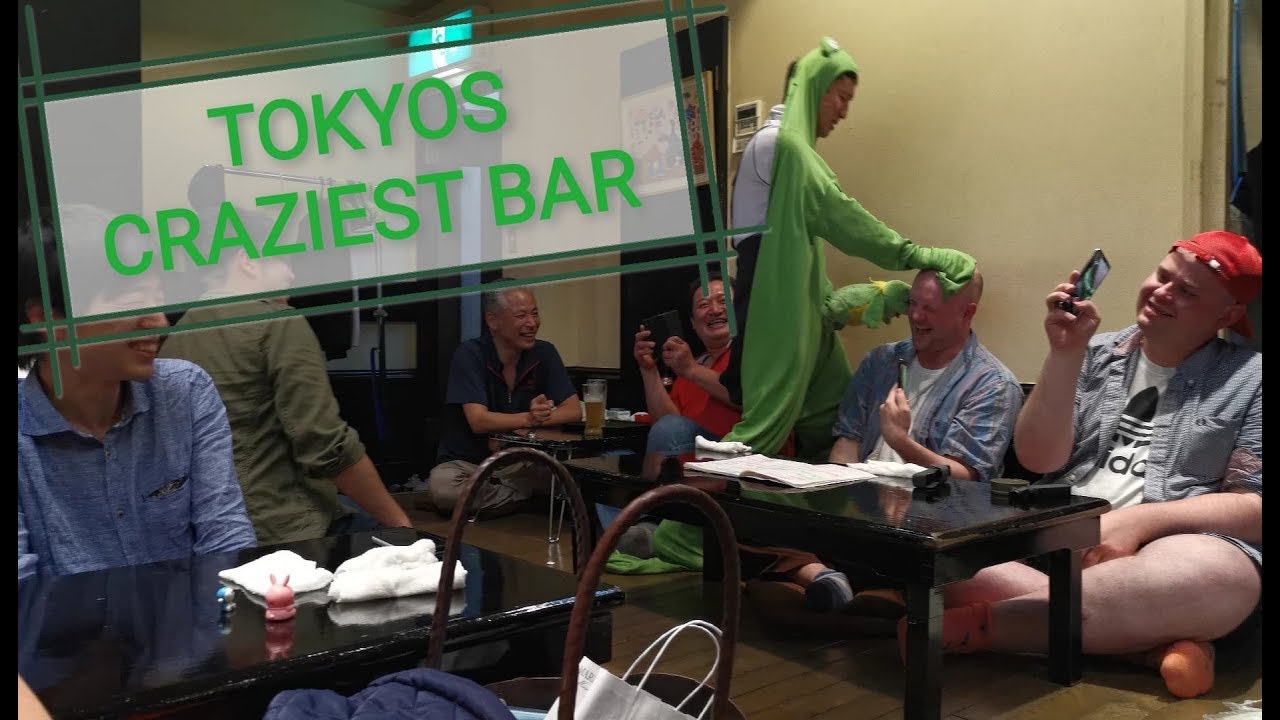 TOKYOS MOST INSANE BAR! Kagaya Bar/ Frog Bar (FROG IS STRANGER THAN FICTION)