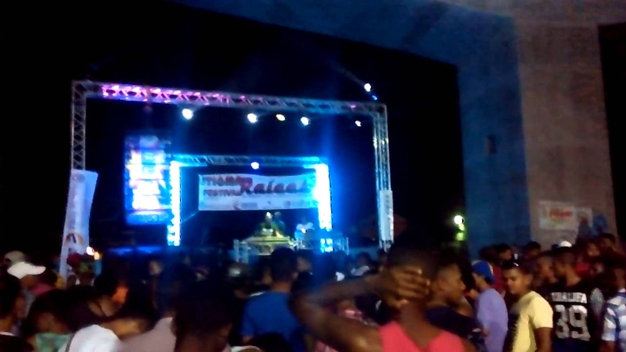 JuLiana (Big Deivi) Pegao Músic Pal Vol 6