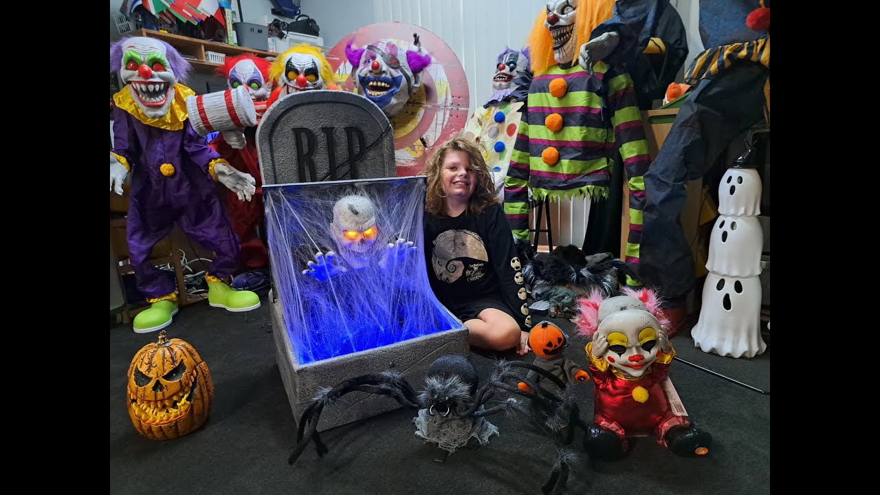 3ft pop up tombstone from Lowes unboxing