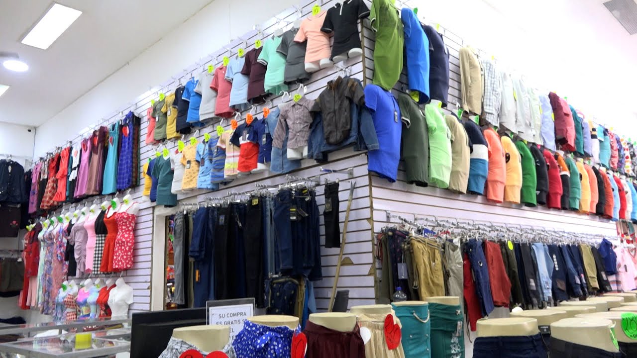 Variedades El Tata ofrece un amplio surtido en ropa para dama