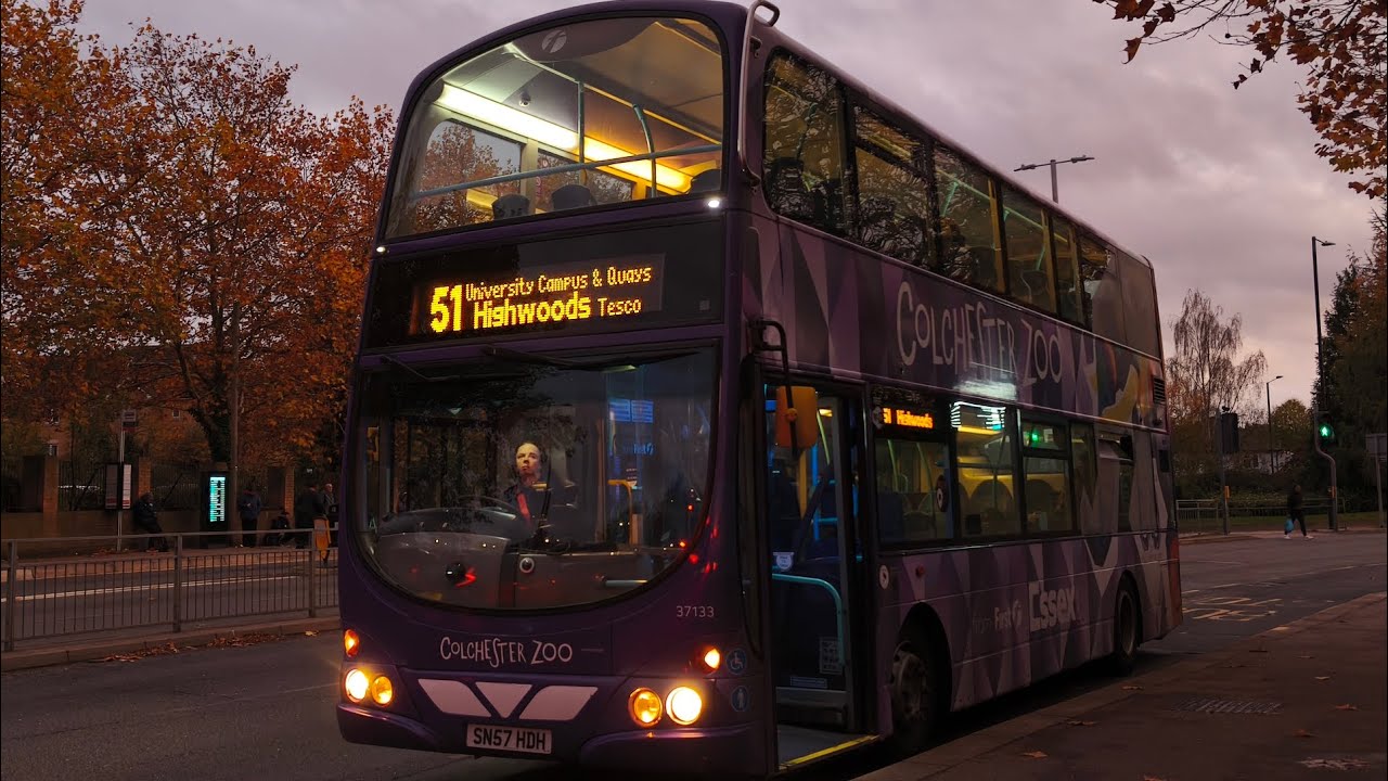 ZF and Lovely B9 Thrash - FirstBus 37133 Volvo B9TL Wright Eclipse Gemini working the 51