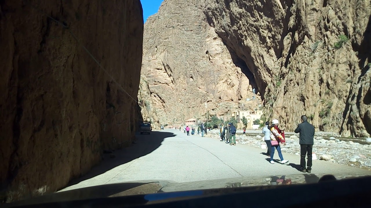 Toudra gorge / LA gargantas de toudra / marruecos / Www.moroccodesertroad.com