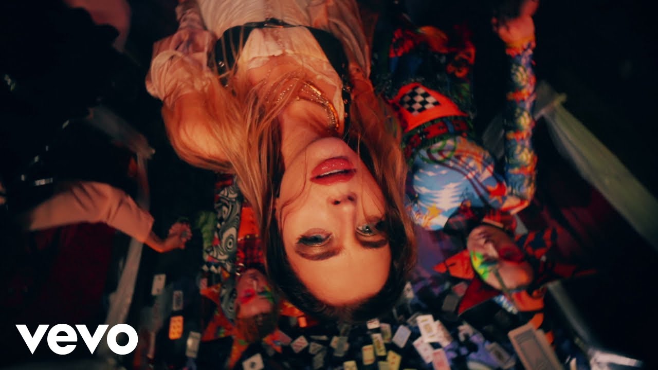 Amber Van Day - Uh Oh (Official Video)