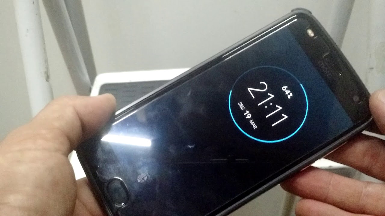 Qual  a melhor capa  para Motorola Z2 PLAY bumper moto Z snap melhor proteção