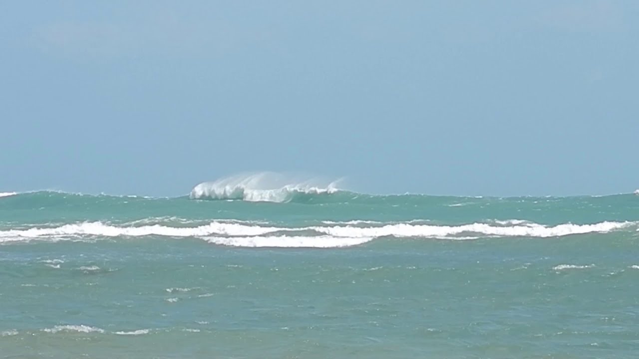 The beginning of Vietnam Surf Camping