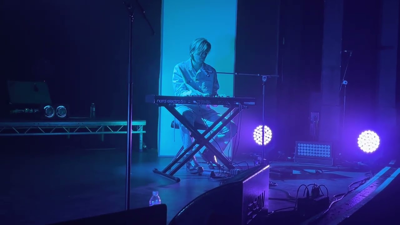 RUEL 8.4.22 - don't tell me