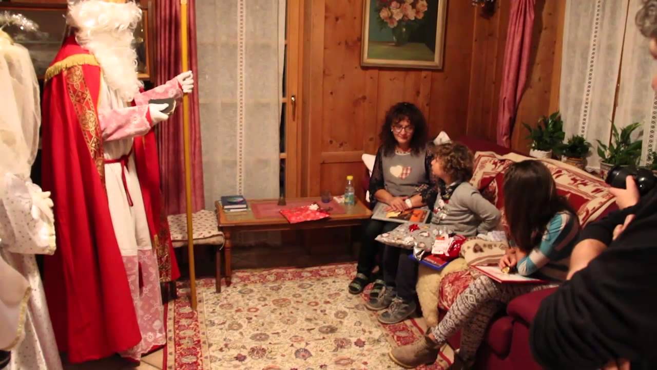San Nicolò che va a trovare i bambini della Val di Fassa