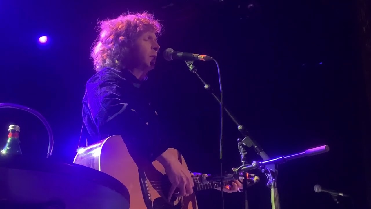 Beck - True Love Will Find You In The End (Daniel Johnston Cover) Live Solo Acoustic NYC 2/17/2025