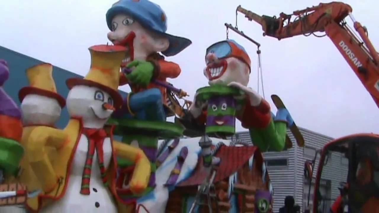 Carnavals optocht Opstellen en verzamelen - 2011