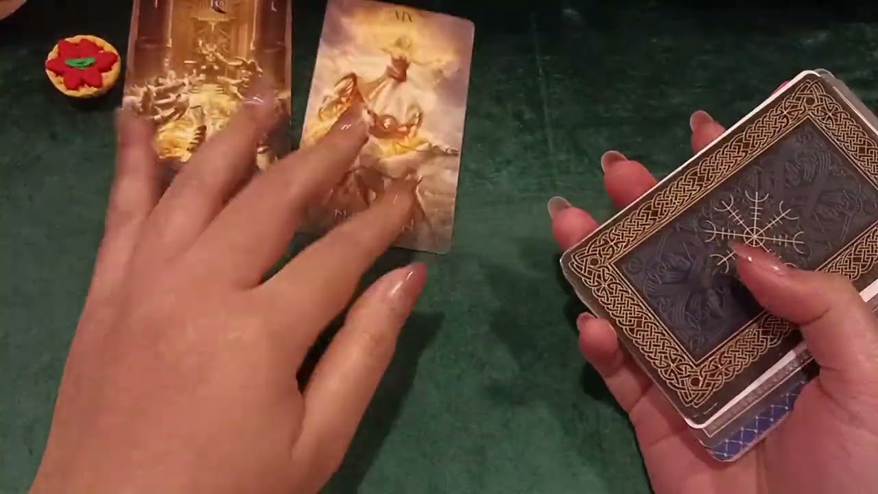 🧜 Pick a card - 836💗ตอนนี้เขาคิดว่าคุณรู้สึกอย่างไรกับเขา?