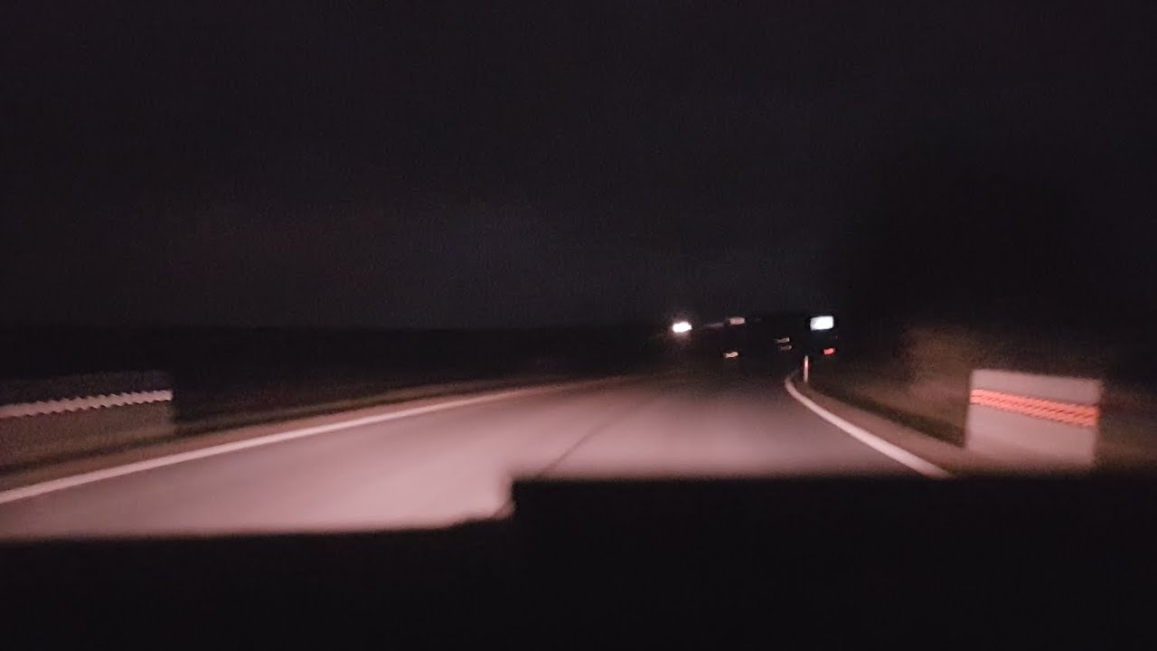 Audi A4 - Vysvícená světla - mají smysl účinnější žárovky?