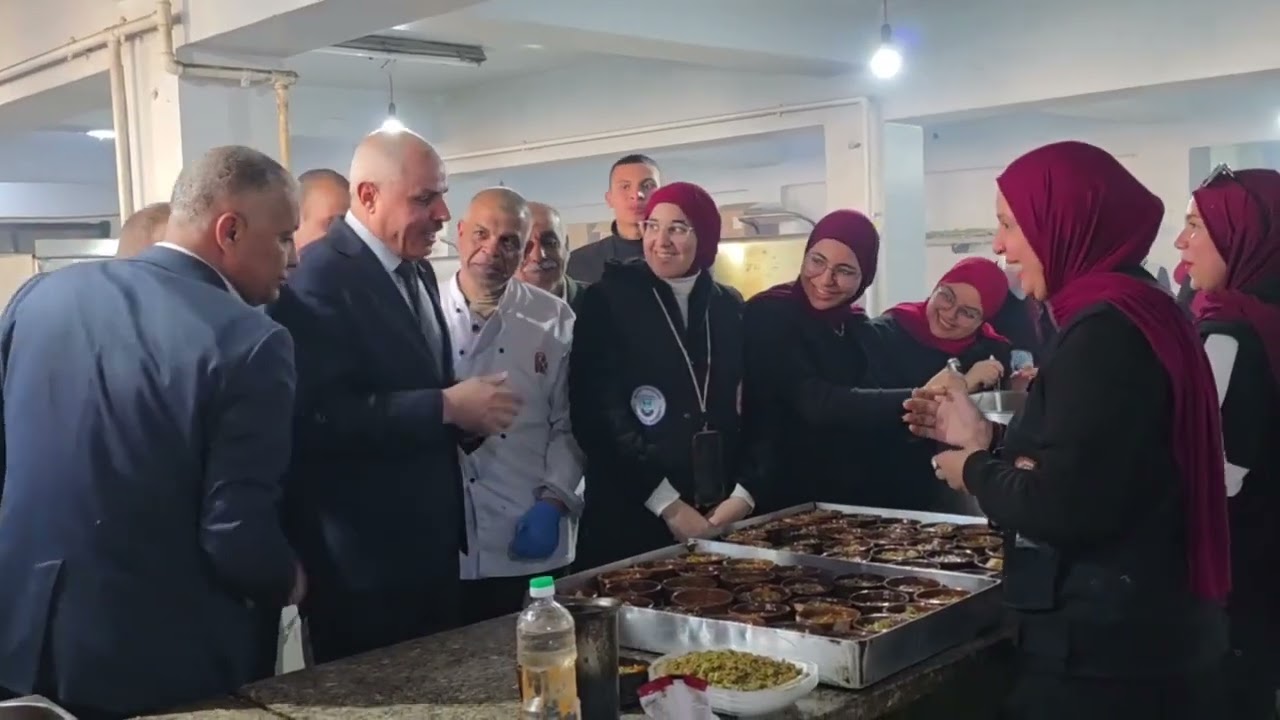 رئيس جامعة قناة  السويس يتابع تجهيزات حفل الإفطار السنوي لأسرة طلاب من أجل مصر