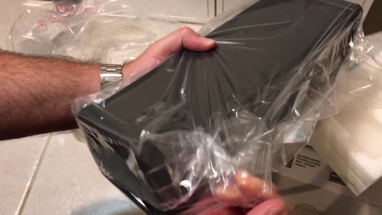 Unboxing the Beringer X32 Rack