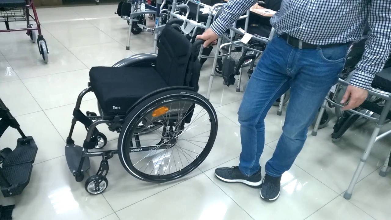 Коляска активного типа