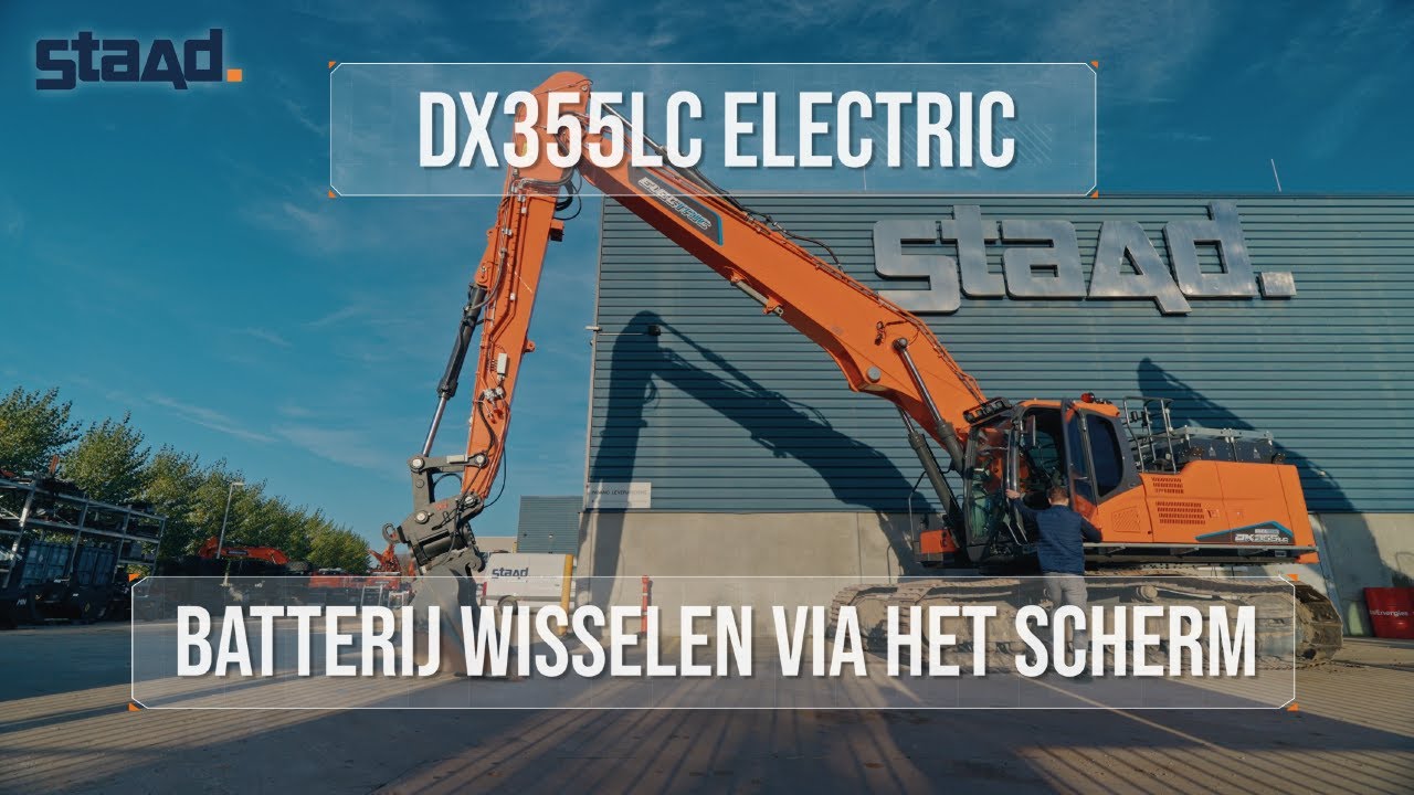 DX355LC Electric -  Batterij wisselen via het scherm