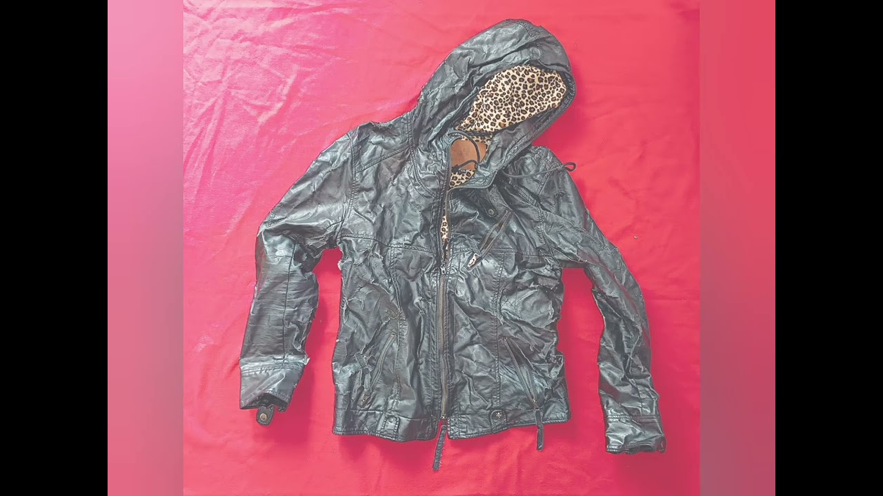 Die n&auml;chsten Feuerbestattungen stehen bereit..  The next burns coming soon.