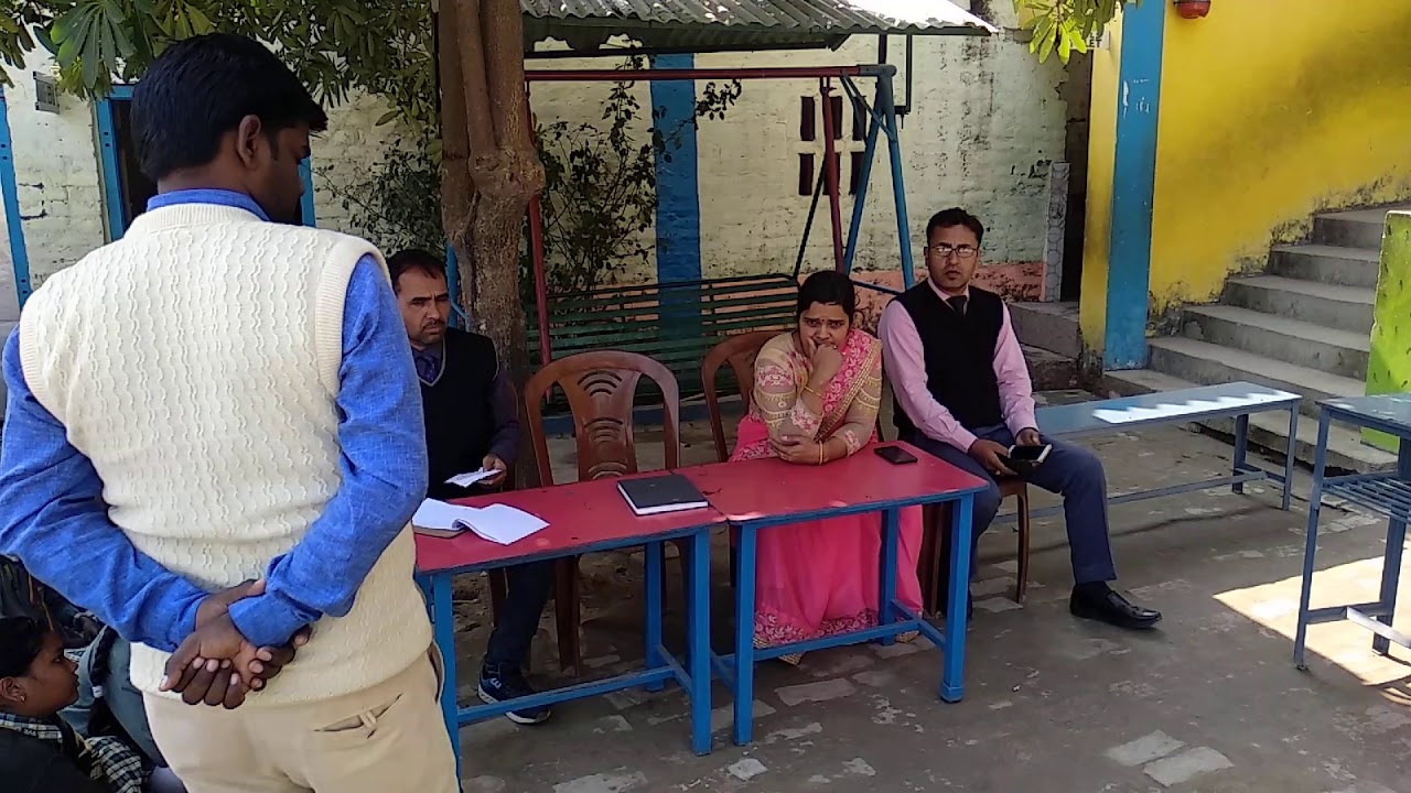 Debate on male teacher better or female teacher