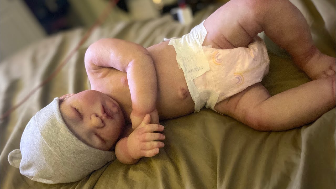 Changing Full Body Silicone Baby Elsie! And Collection Update!