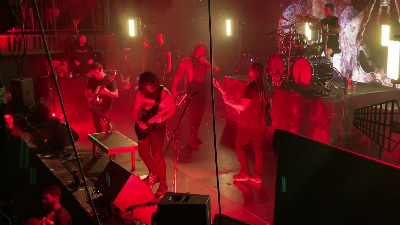 As i lay dying - My own grave, live Sound, Saint-Petersburg