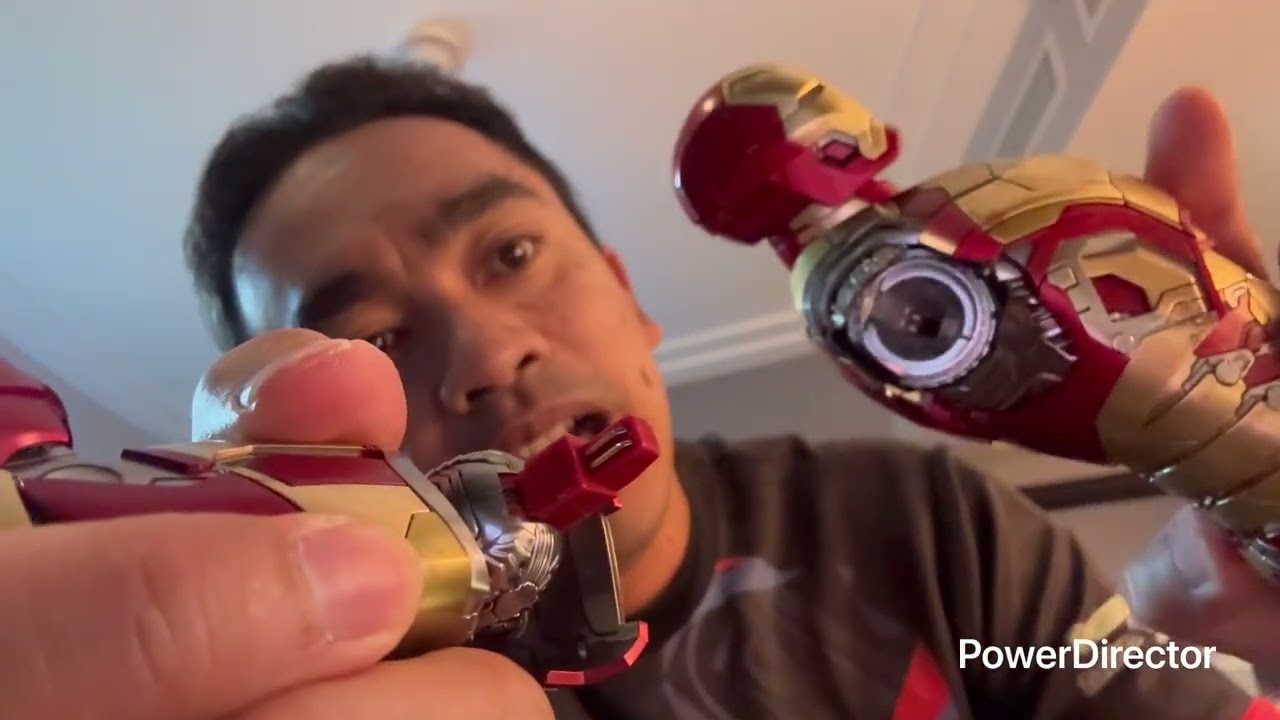 Unboxing & Review Hot Toys Ironman Mark 42 Version 2.0
