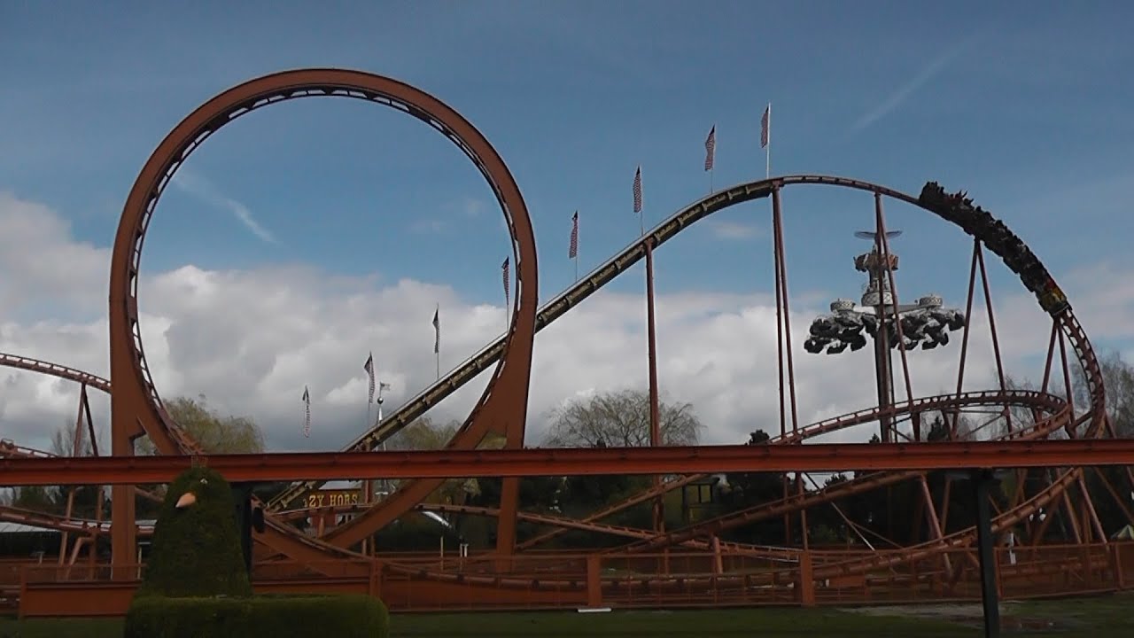 Thunder Loop Attractiepark Slagharen