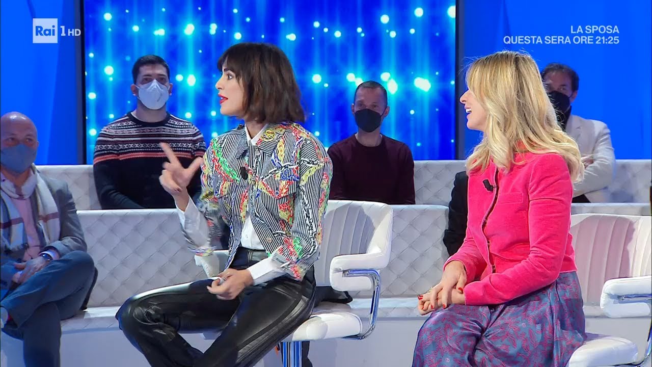 Rocio Munoz Morales, Giulia Bevilacqua, Chiara Francini e Serena Autieri  - Domenica In 23/01/2022