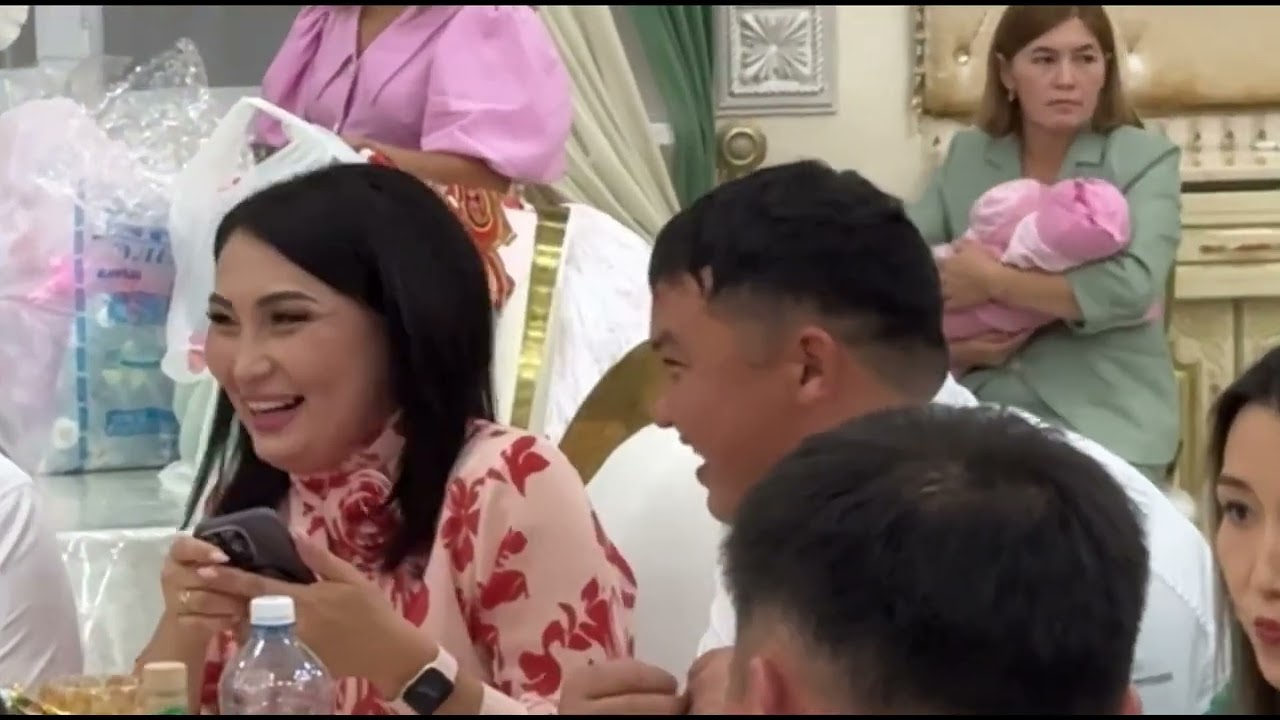 Ойбууу әкен-ауы білгенін істеп жатыр)))