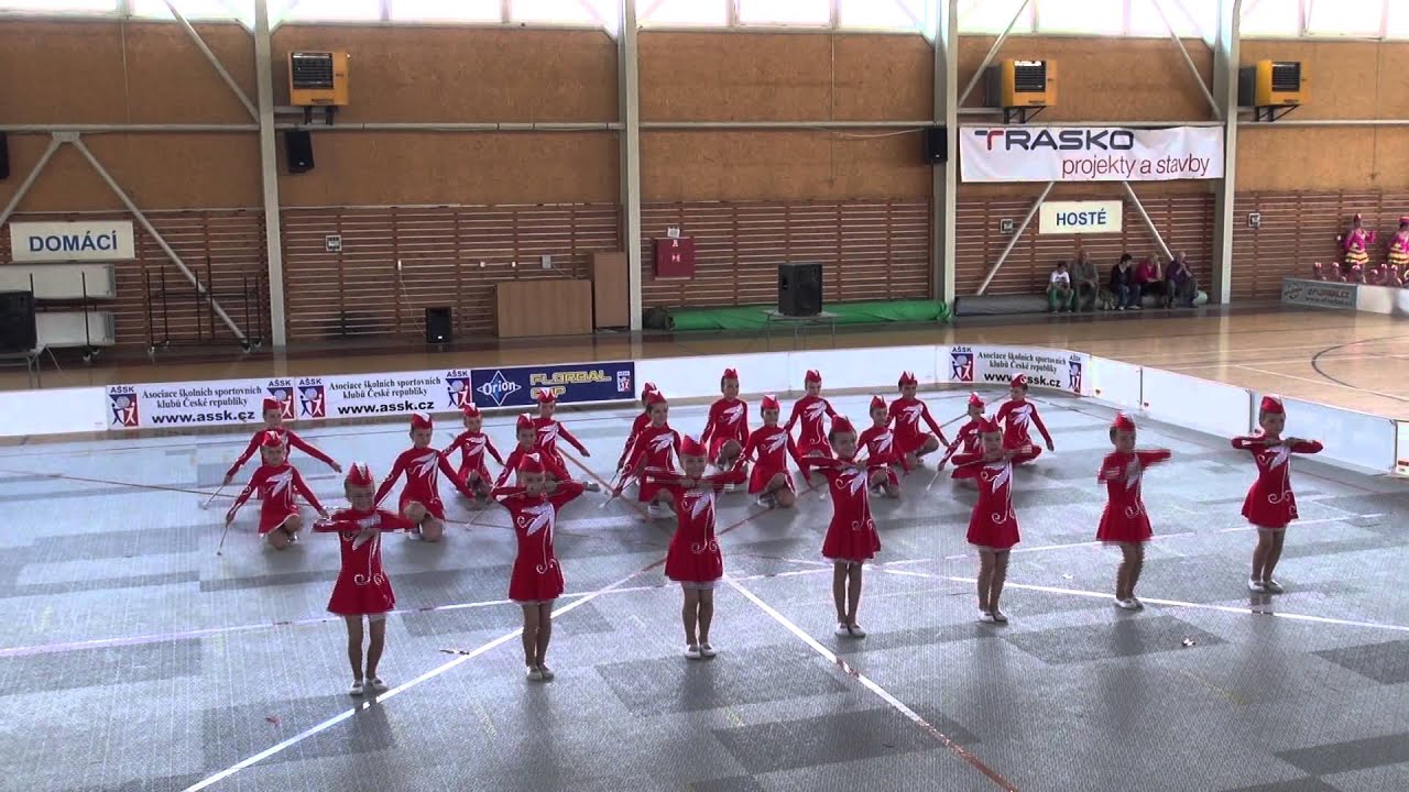 TANEČNÍ STUDIO LB EMA Mistrovství Moravy Vyškov18.5.2013 BATON-DĚTI podio 2.místo