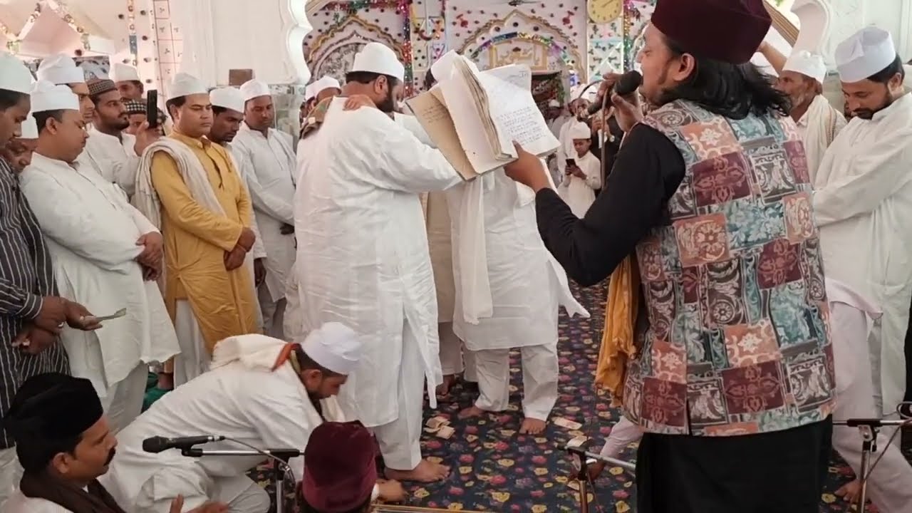 Ab Aan Padi Mori Majhdaar Ma Naiyya Ajmer Basaiyya, Qamar Warsi Qawwal @ Khankah E Mashoodiya Baqai