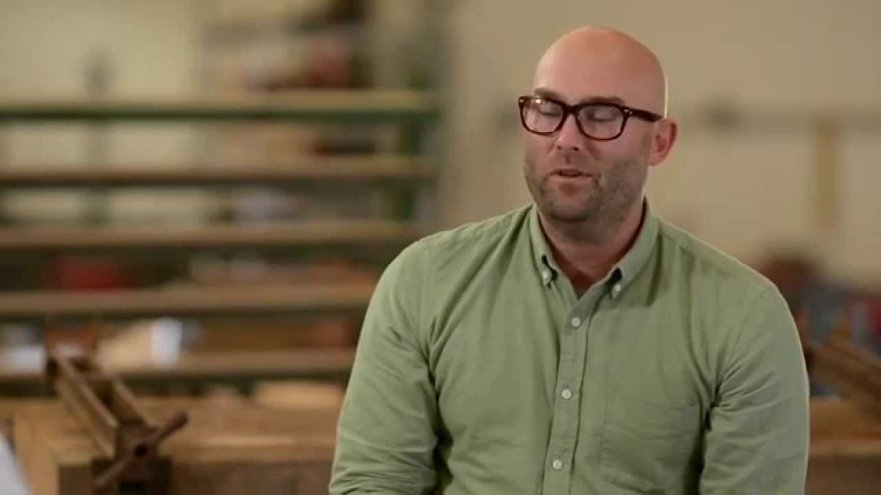 Social Entrepreneur Hires Homeless Carpenters